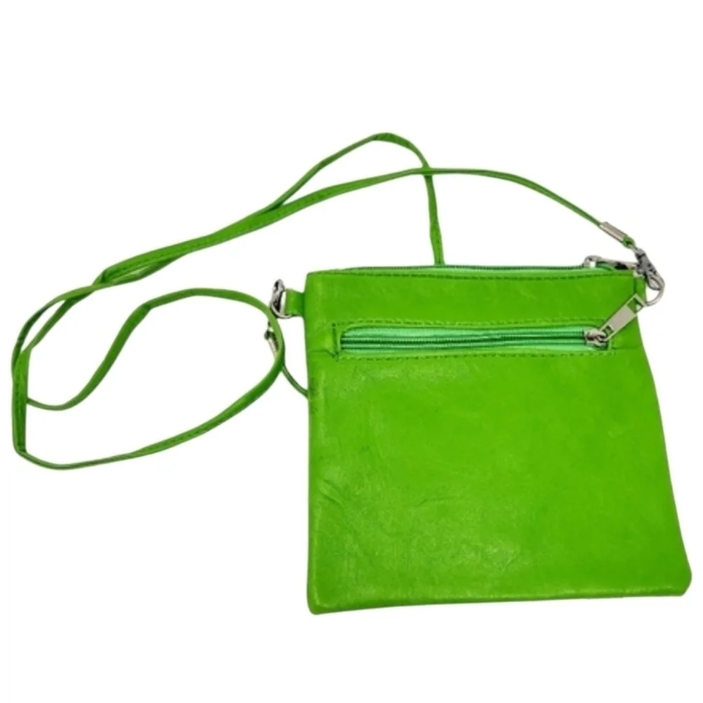 Unbranded | Women's Kelly Green Faux Leather Flower Crossbody Bag (One Size)